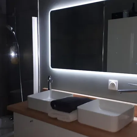 Appartement Le Plessis-Robinson Апартаменты *